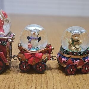 Festive Snow Globe Train Set